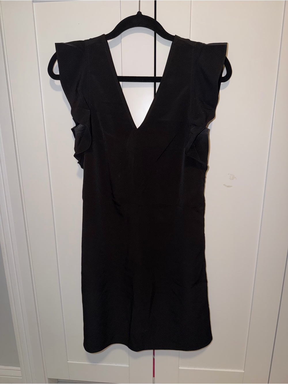Express Black V-Neck Ruffle Sleeve Sheath Dress